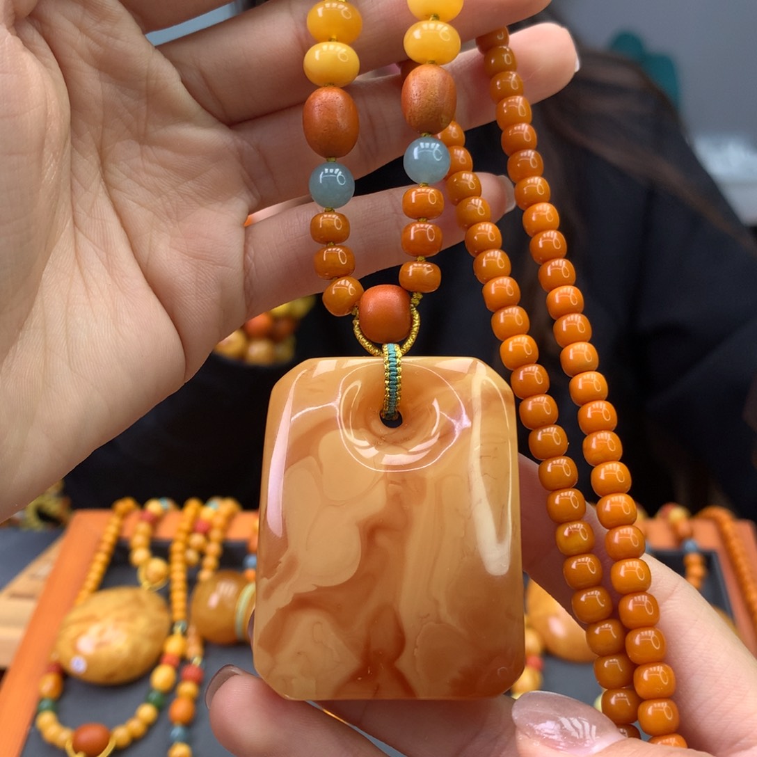 蜜蜡颈饰未镶嵌天然