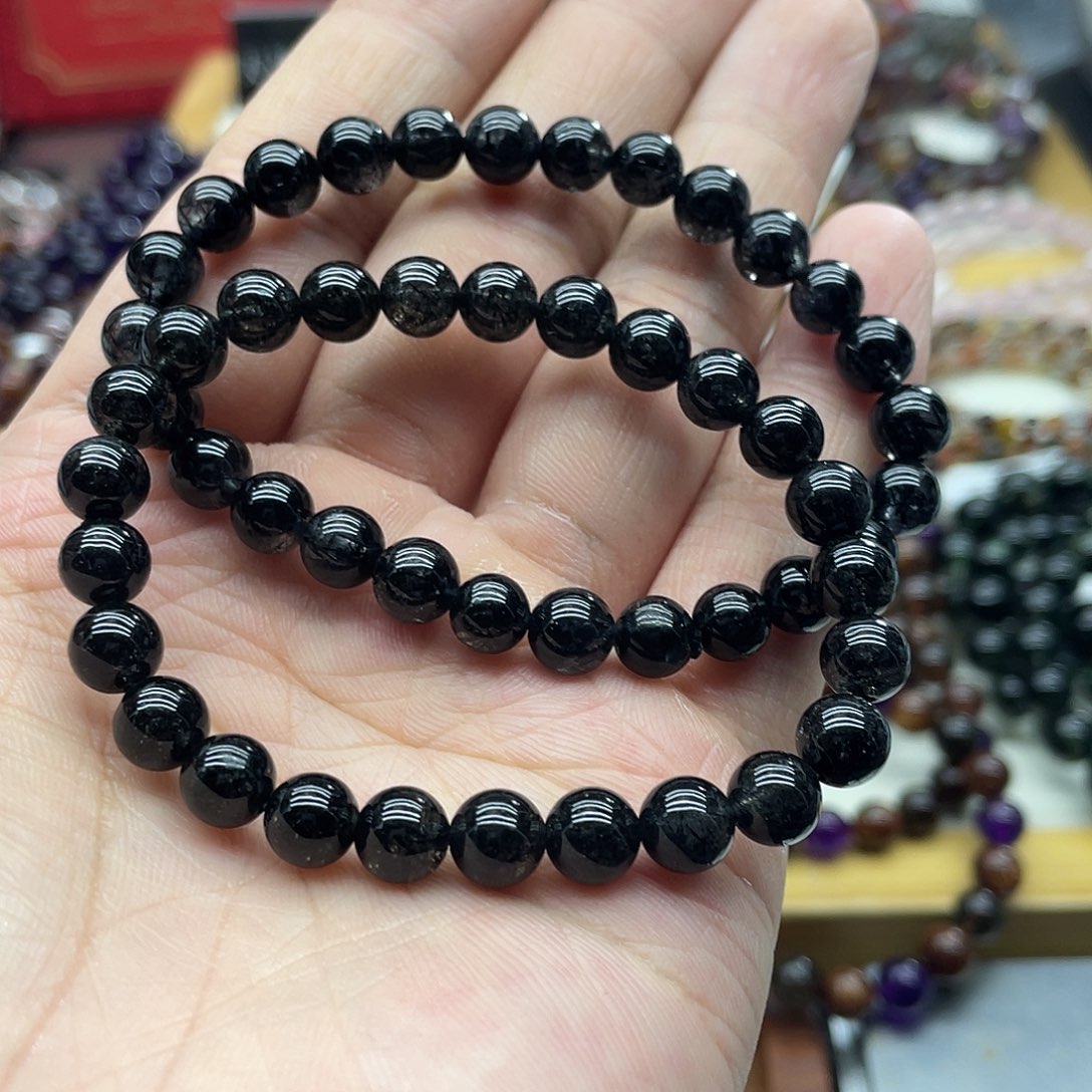 水晶手串未镶嵌多样性发货发一条