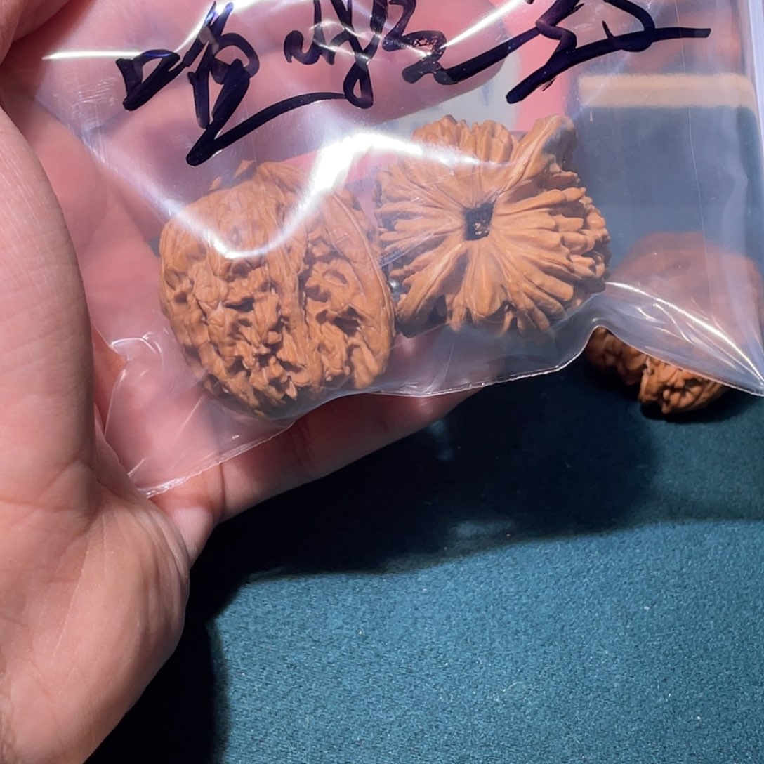 文玩核桃把件噜*599 9889999