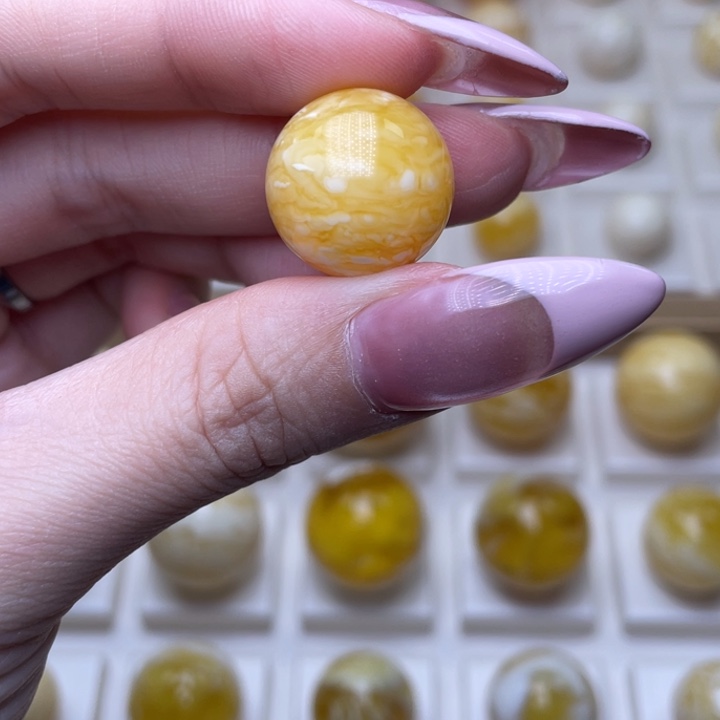 琥珀裸石未镶嵌焦皮虎皮18