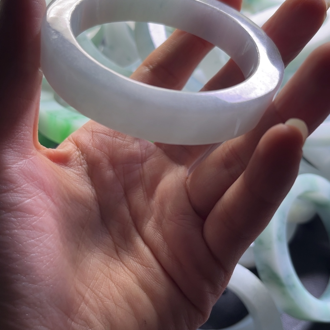 神***毅定制翡翠未镶嵌不退不换