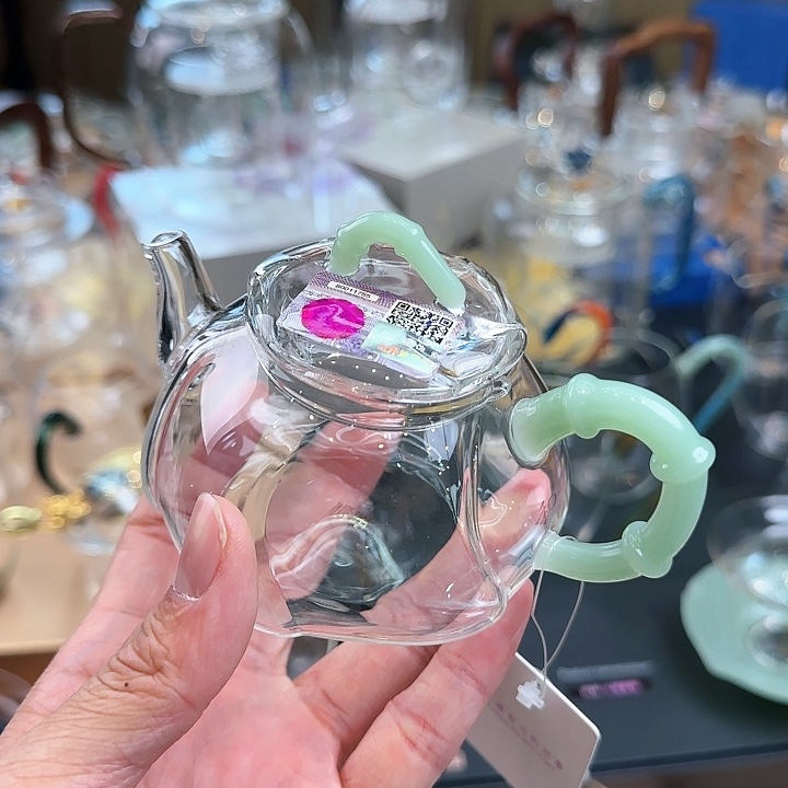 禾器浅玉色君漾壶