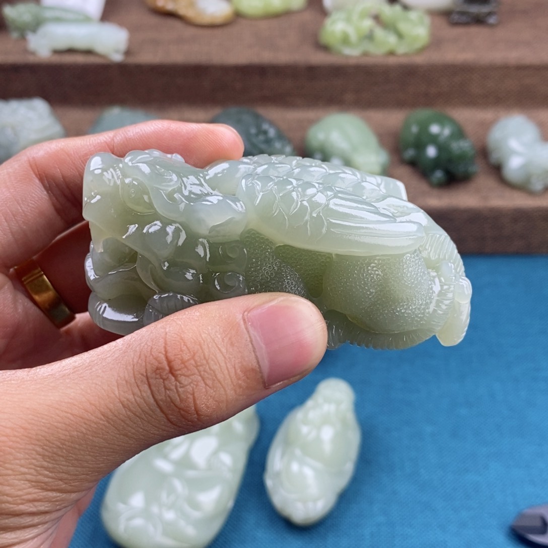 未镶嵌和田玉珠宝奇石A****杨