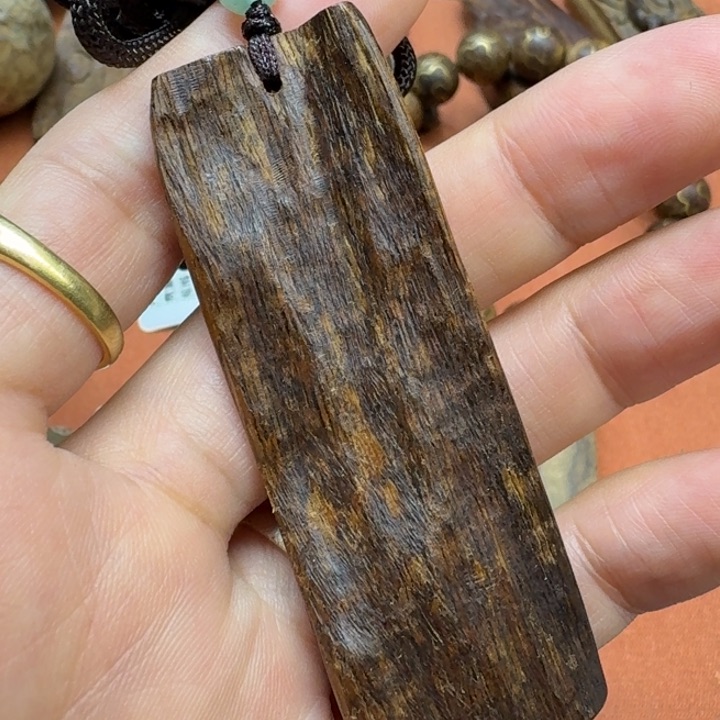 大叶紫檀（黑酸枝木类）