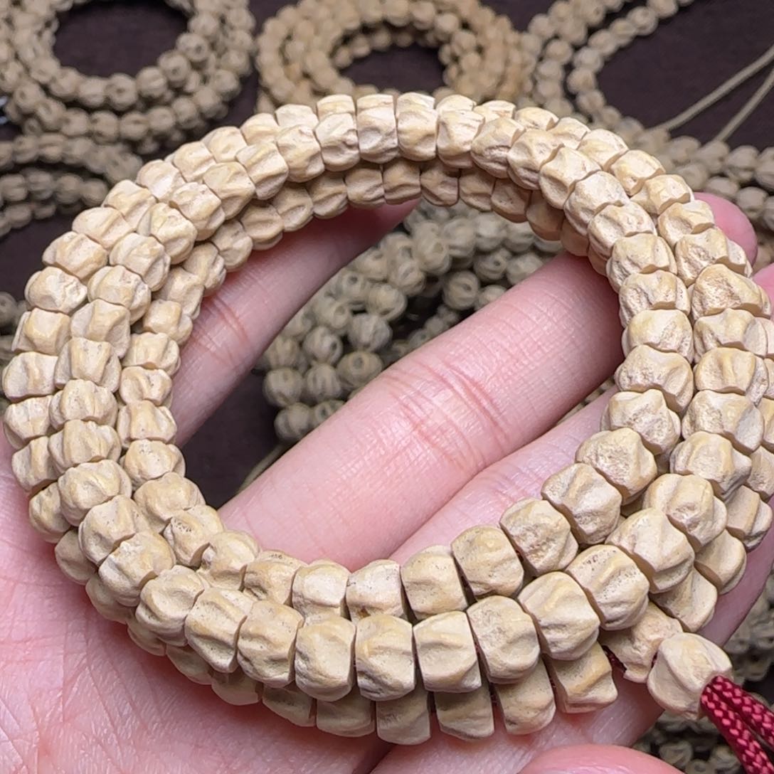 柏香籽/百香籽吊坠浩**啊