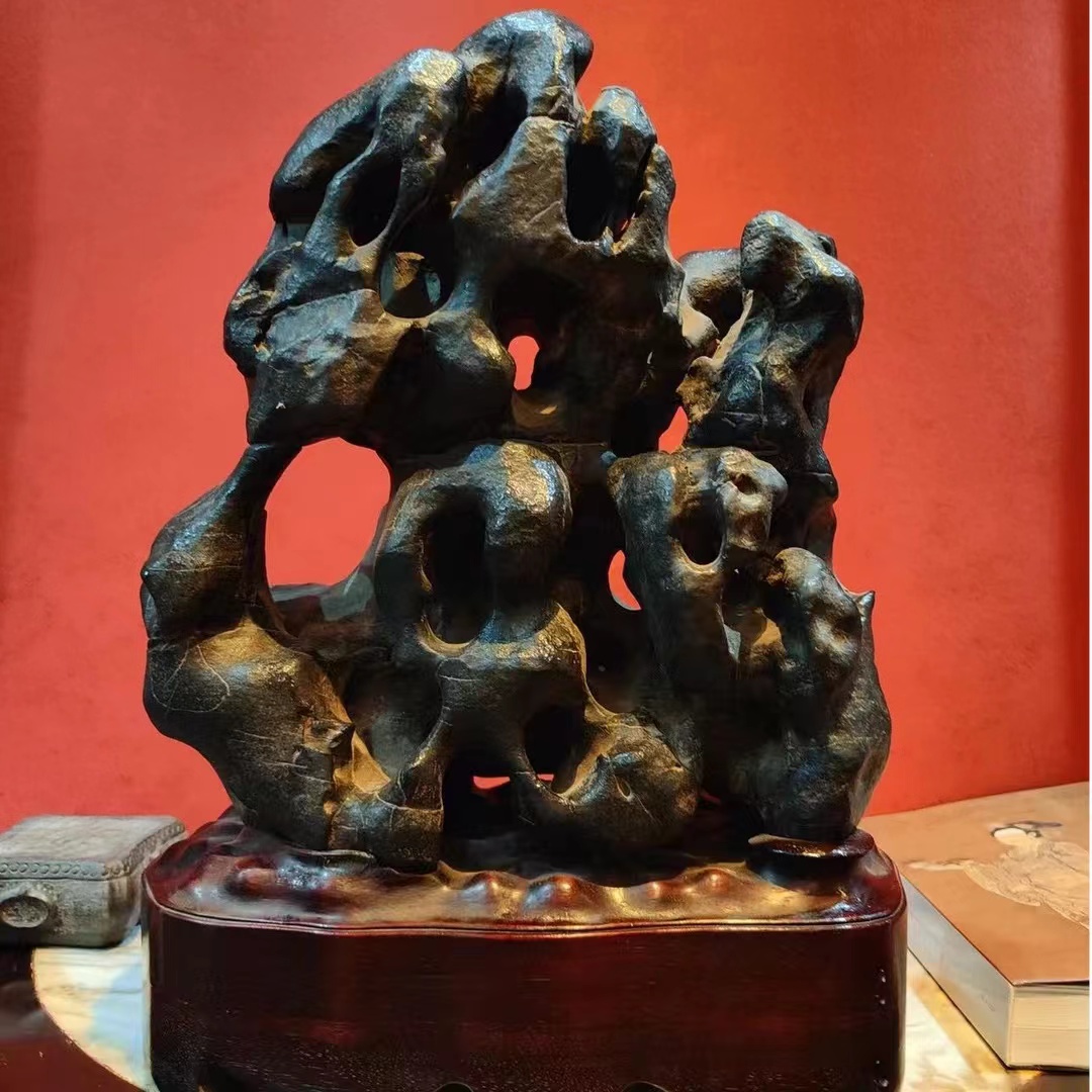 太湖石老藏《山韵》51*38