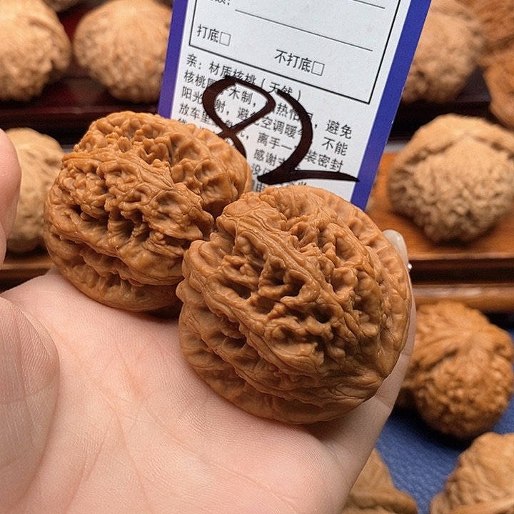 桃核吊坠粗筋狮子头45