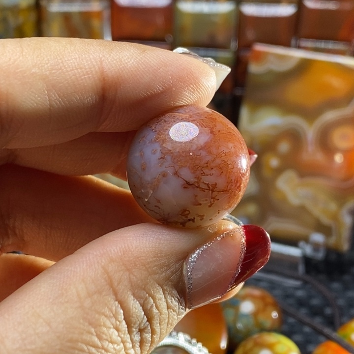 好***s玛瑙/玉髓未镶嵌颈饰