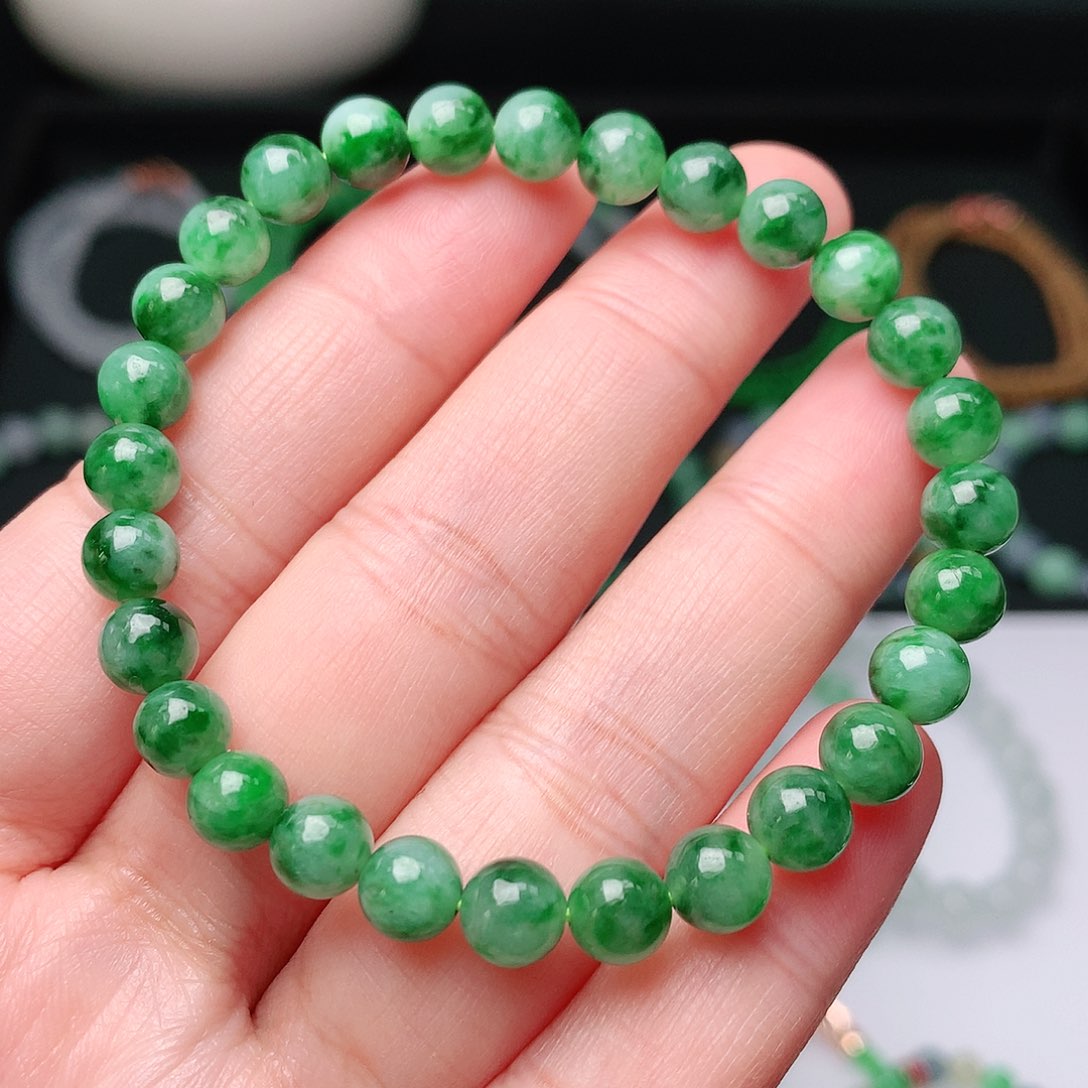 翡翠手链未镶嵌翡翠