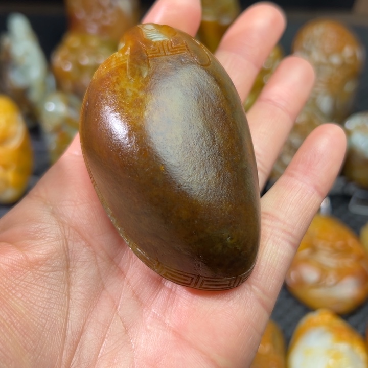 和田玉把件未镶嵌舒*