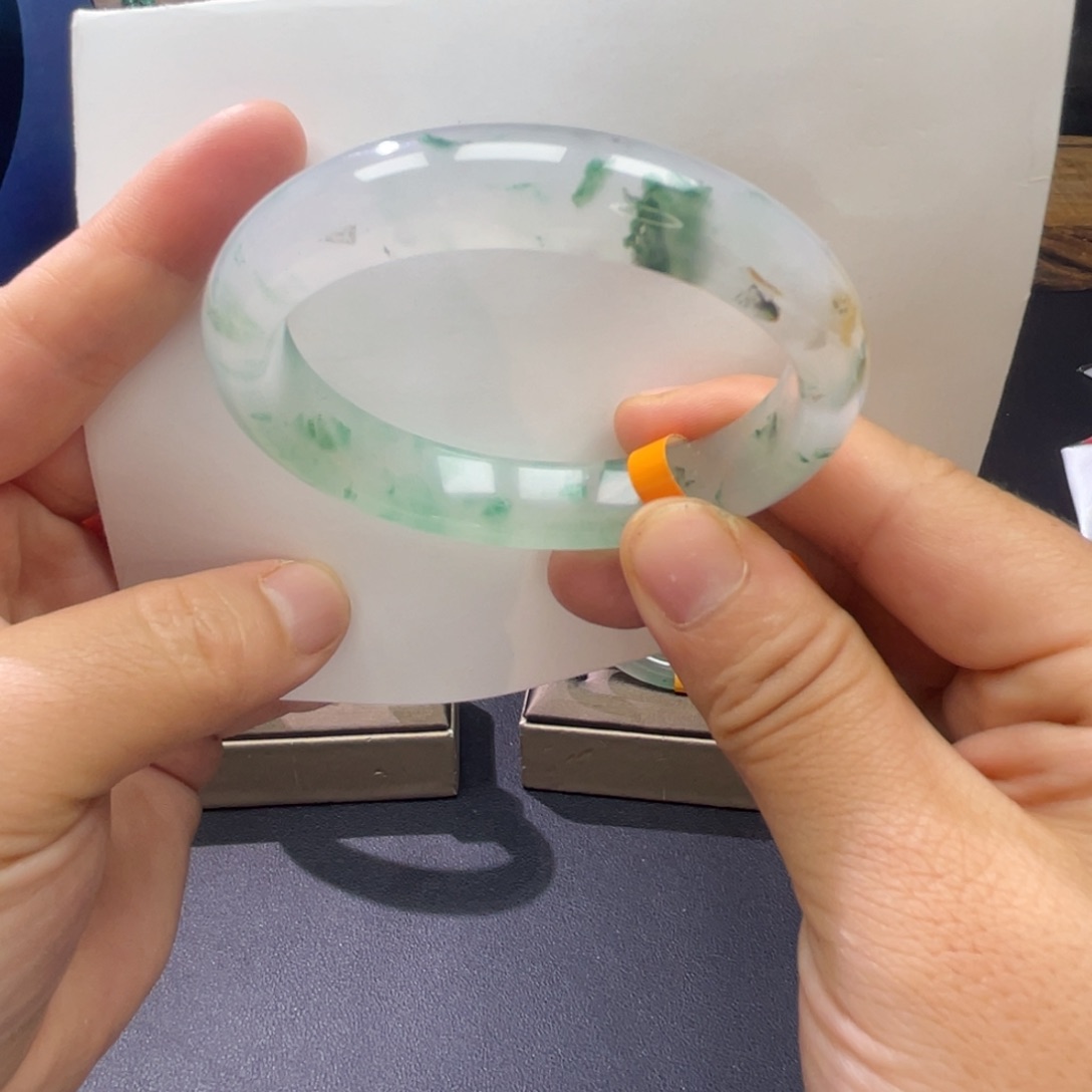 石英质玉未镶嵌手镯07