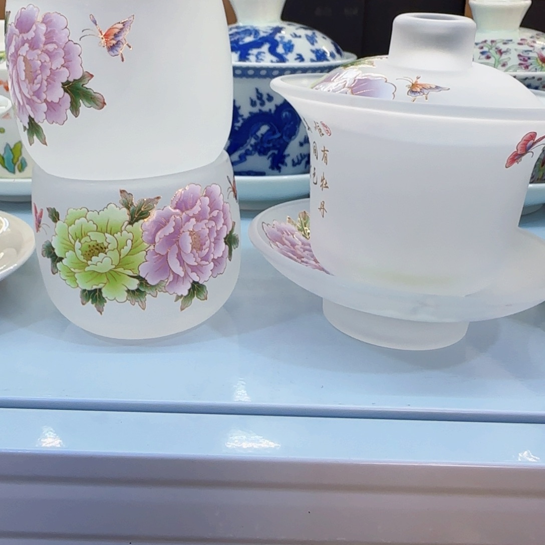 这些盖碗真好看！！！