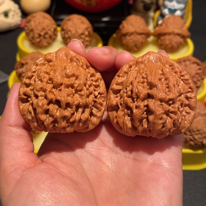 文玩核桃47.5尺官帽，