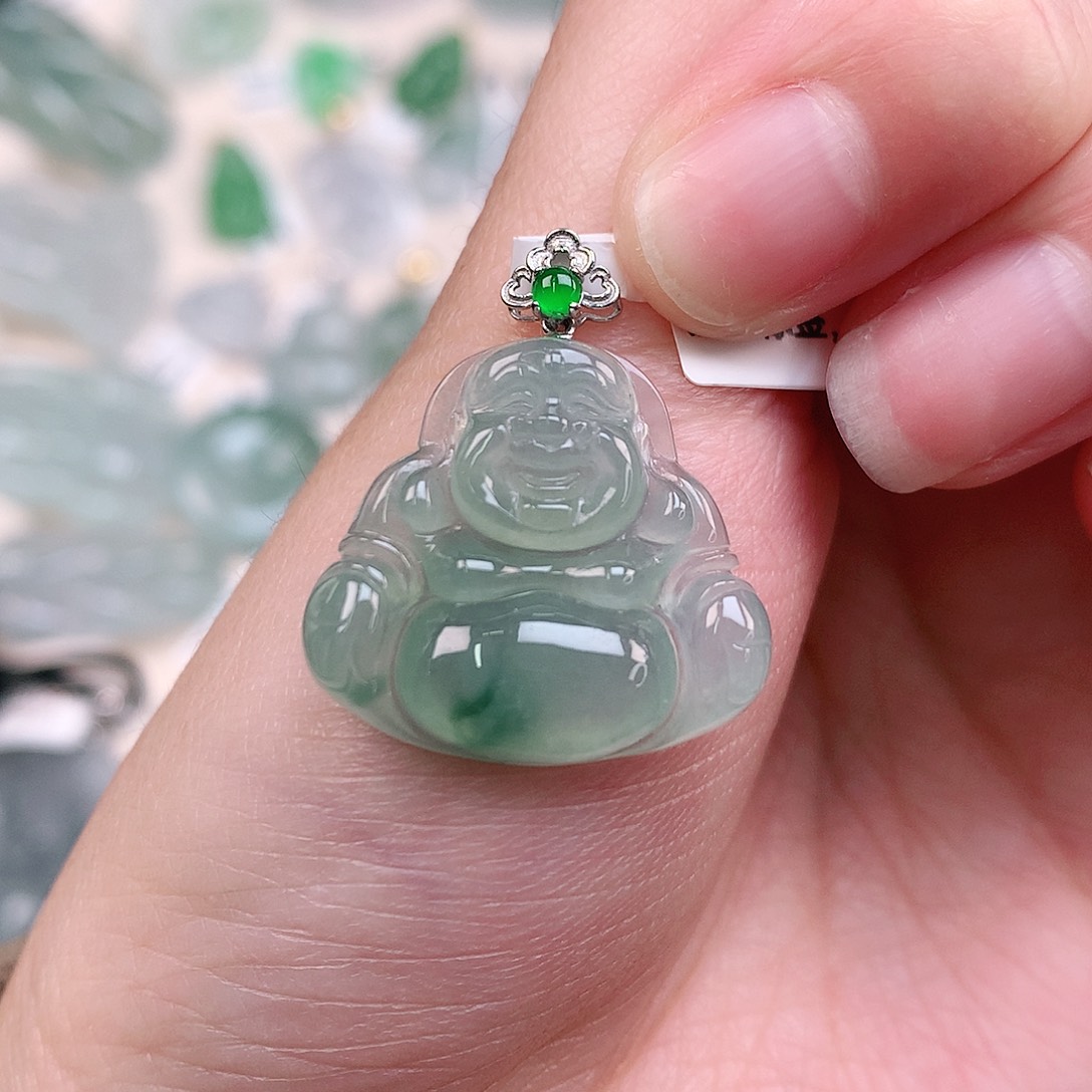 翡翠18K金镶嵌颈饰飘花佛21，22.7、5.3