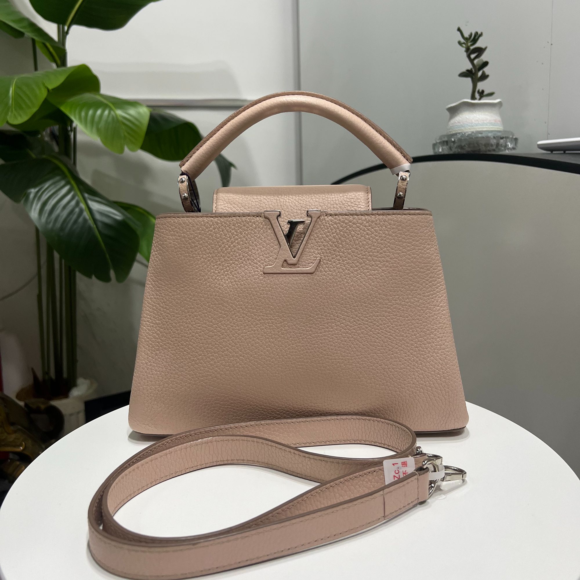 99新 LouisVuitton/路易威登 淡粉色cap卡普辛bb/单肩时尚女士包
