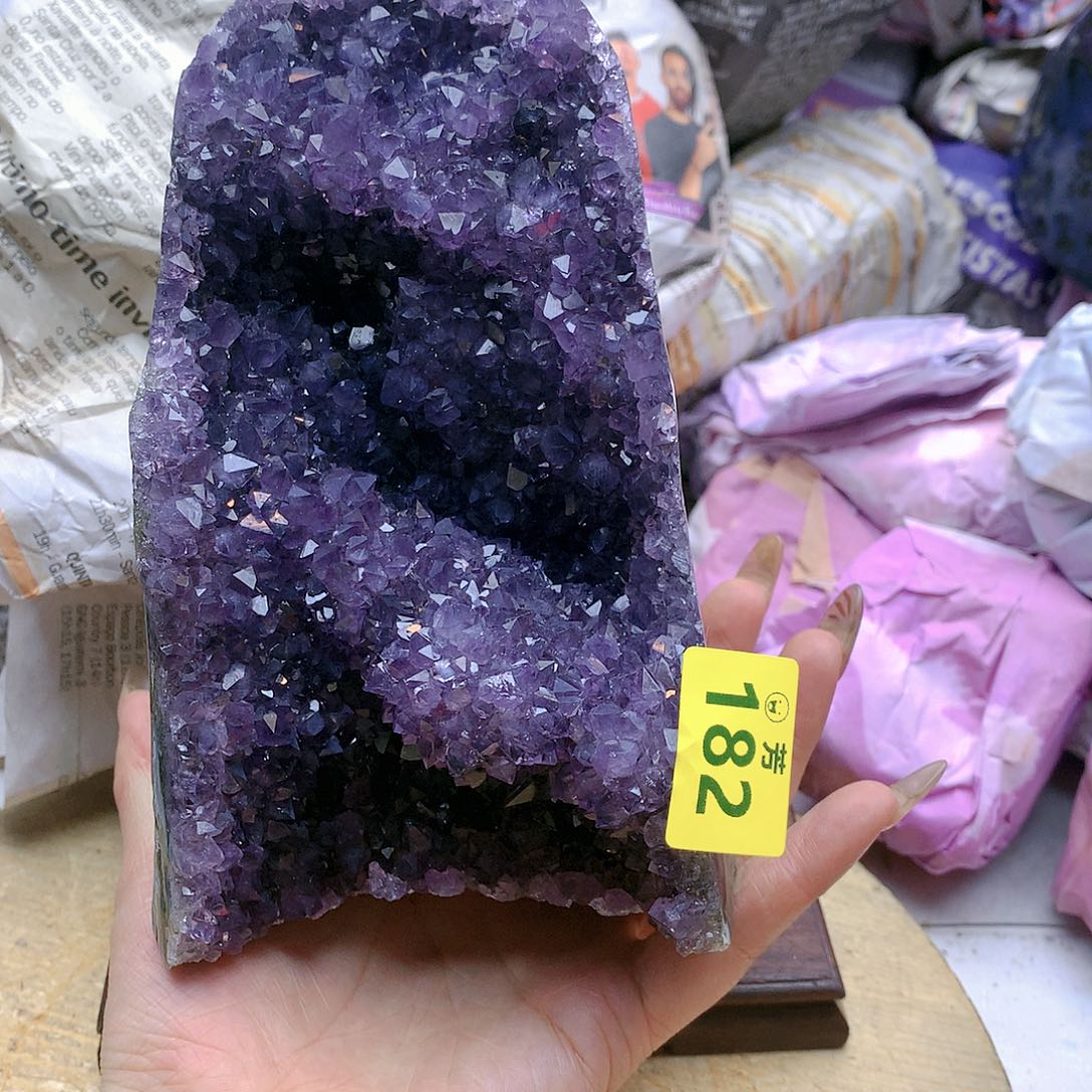 紫晶大型摆件（非配饰）未镶嵌