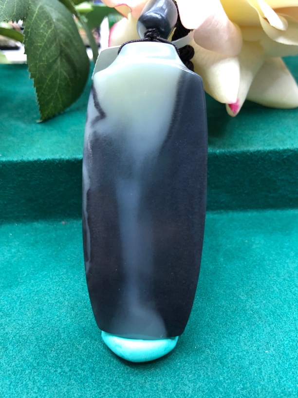 和田玉精品青花瀑布图案精品牌子