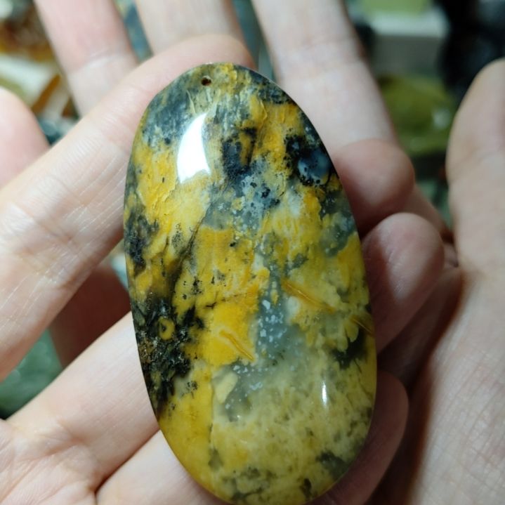 岫玉未镶嵌挂坠款式