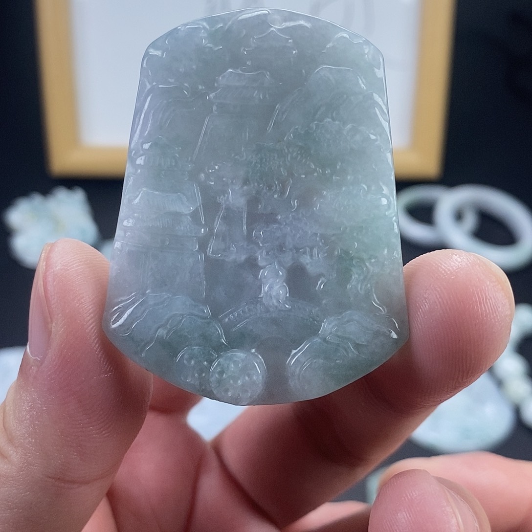 翡翠未镶嵌颈饰翡翠