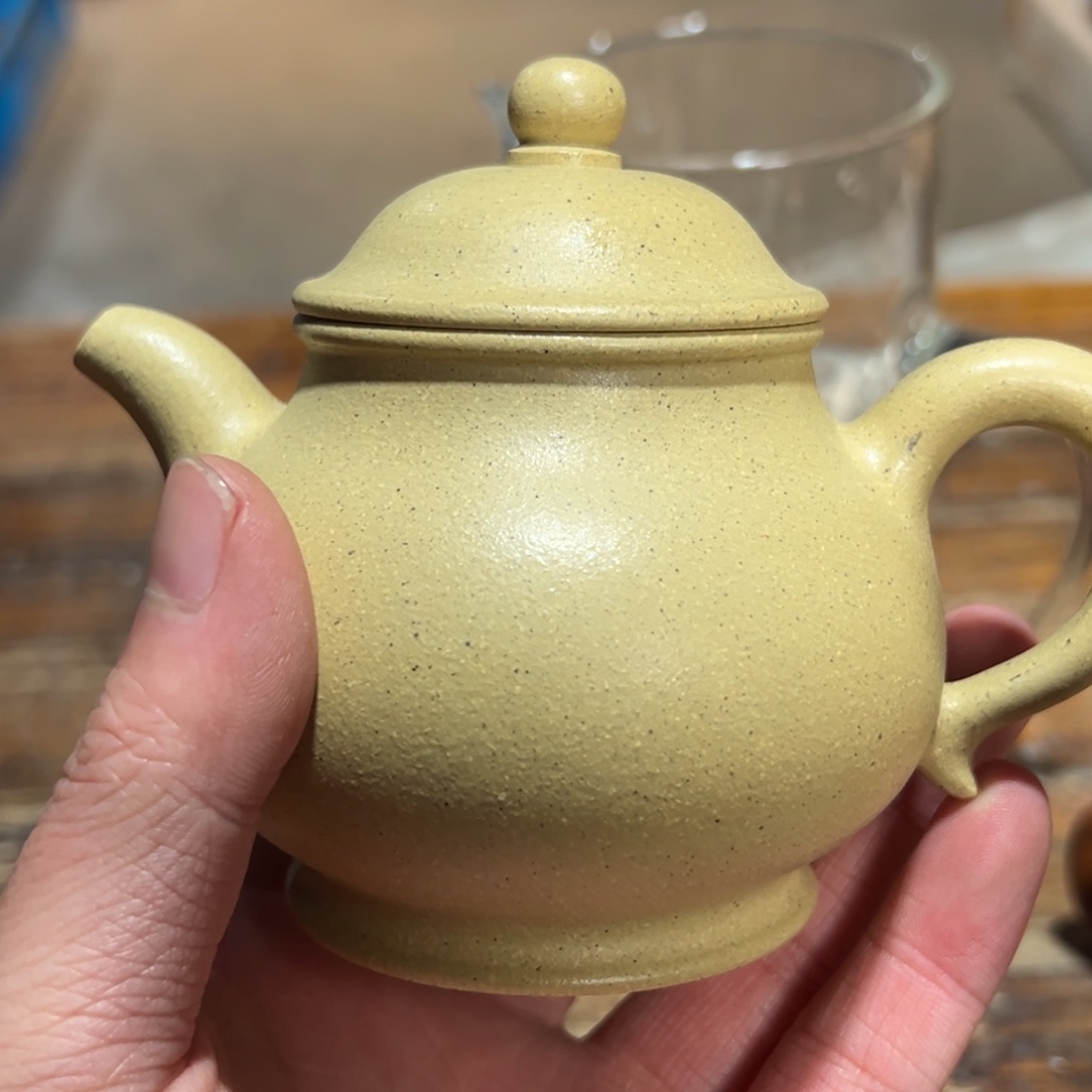 茶壶紫砂紫砂的味道很好