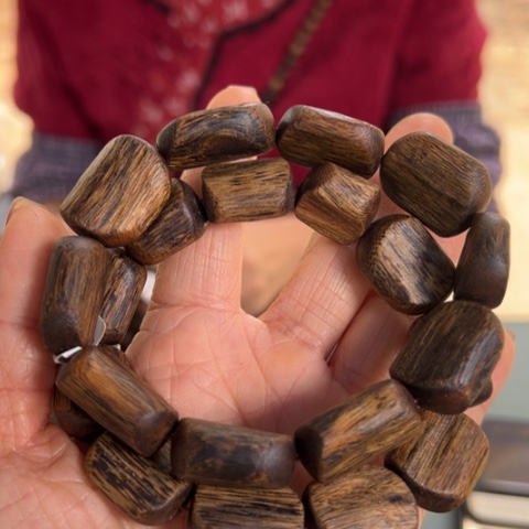 沉香手串白棋19克卡1.5多样性发1条