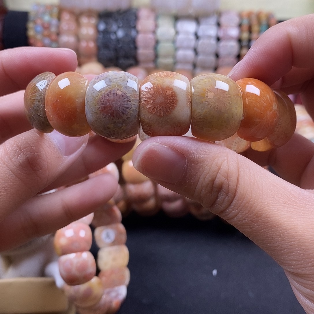 硅化珊瑚（珊瑚玉）未镶嵌手牌7