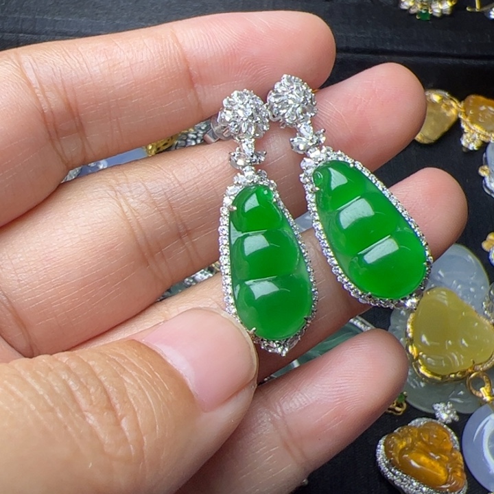 翡翠18K金镶嵌耳饰