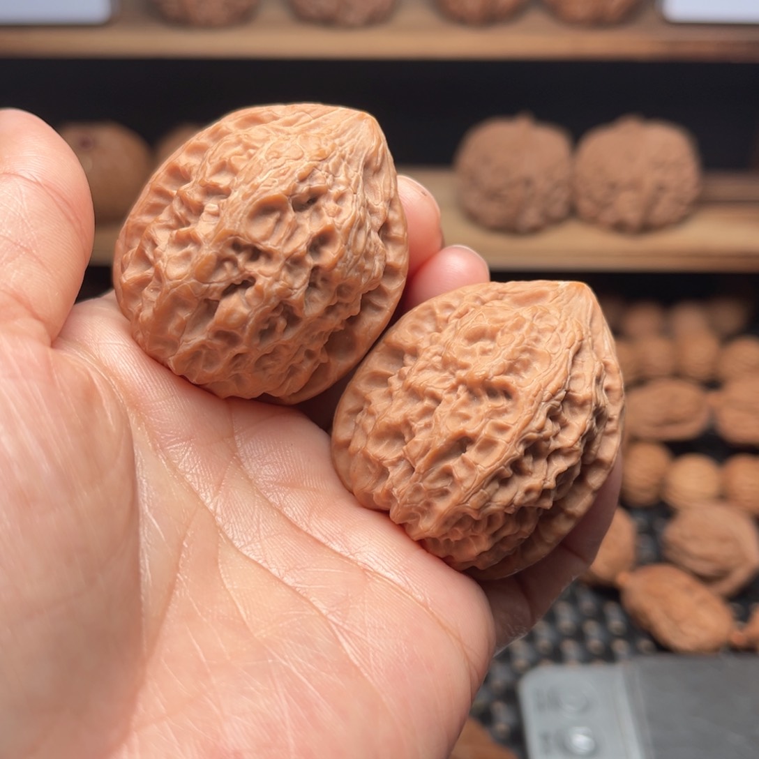 文玩核桃把件沈阳鸡心35边