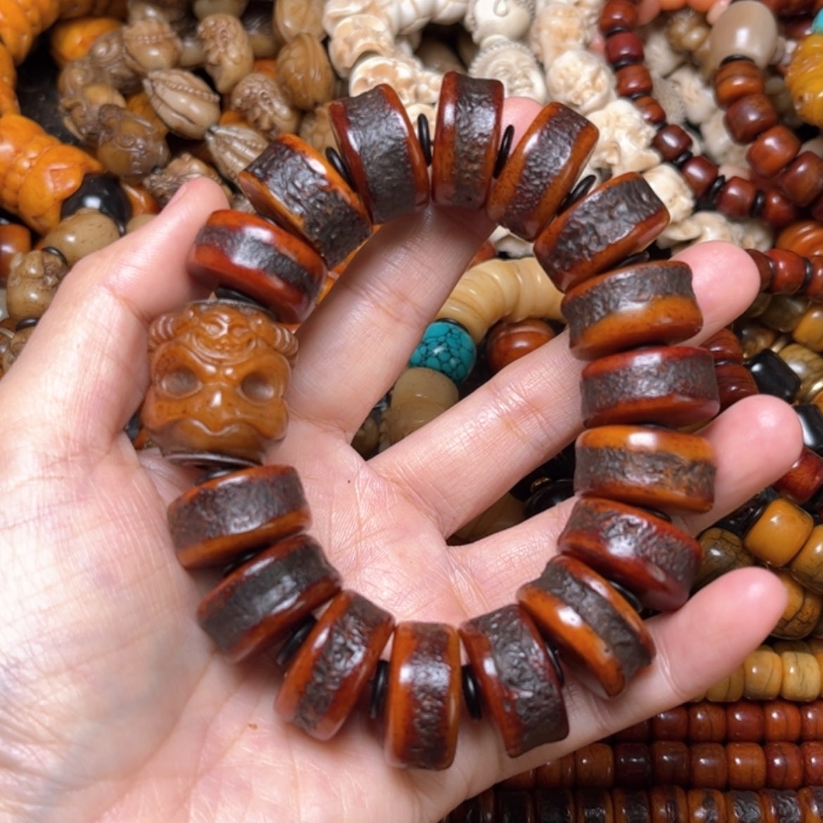 【闪购商品】牛骨手串/手链牛骨红21×16颗