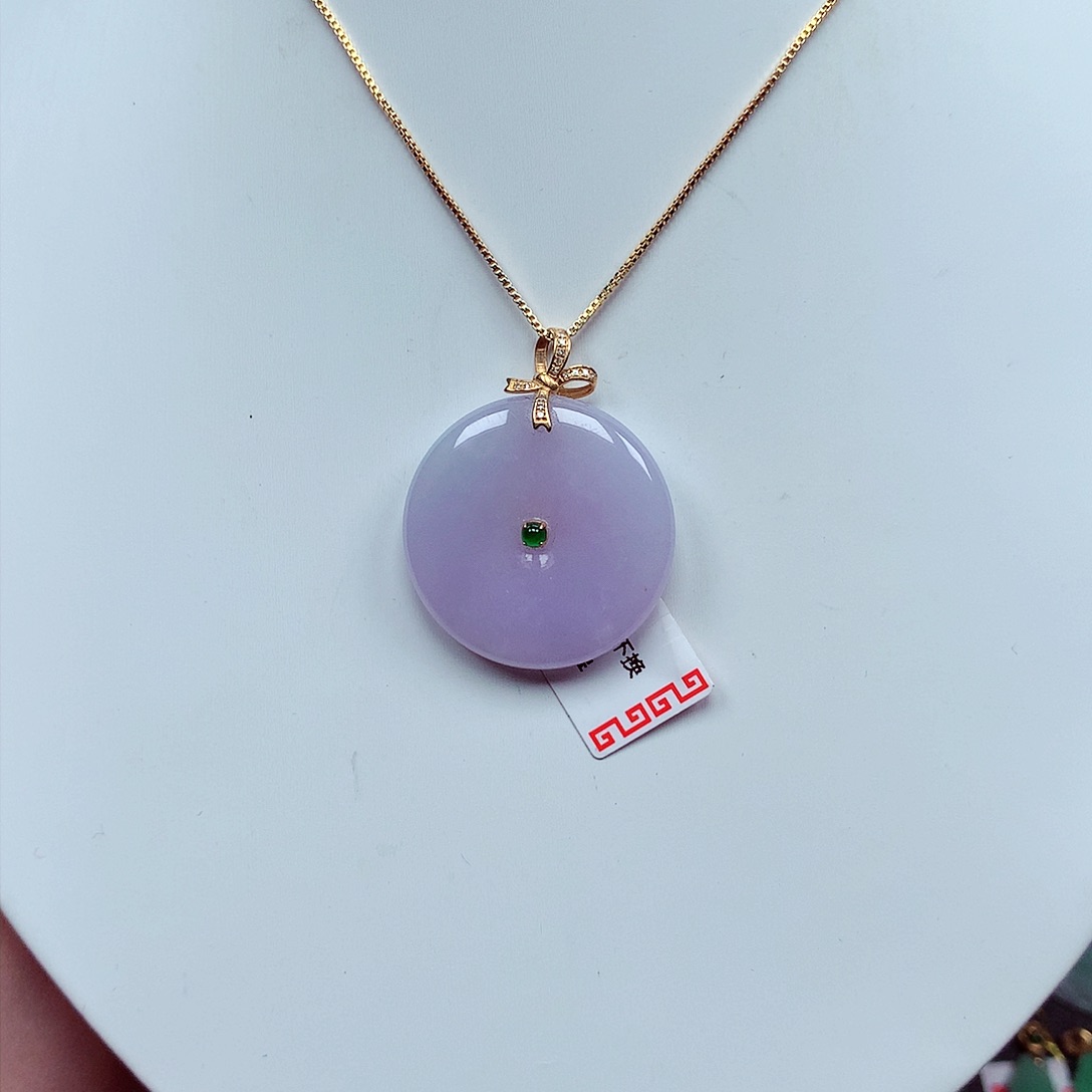 翡翠颈饰18K金镶嵌天然翡翠A货