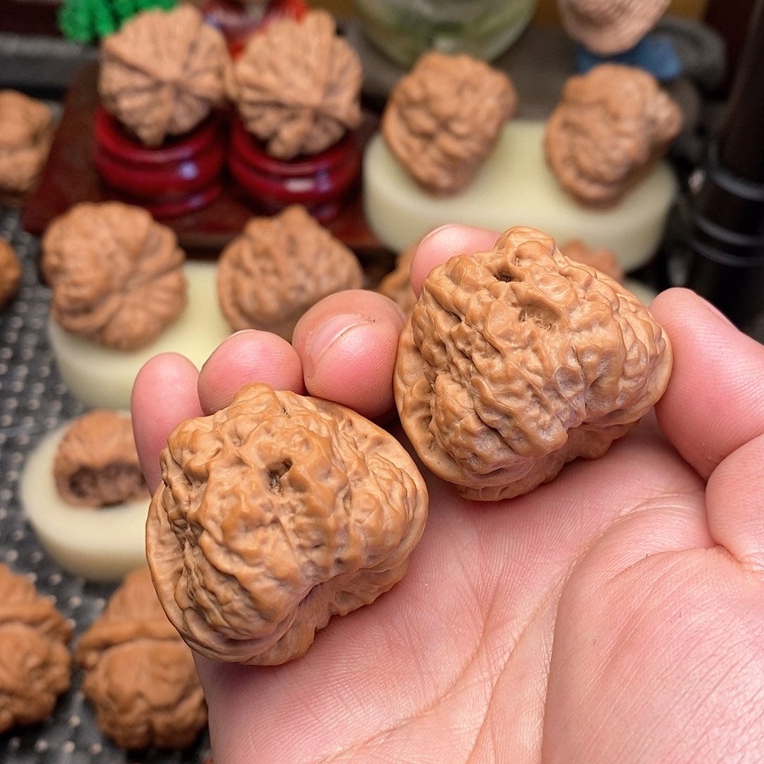 文玩核桃把件咖*蛤蟆头