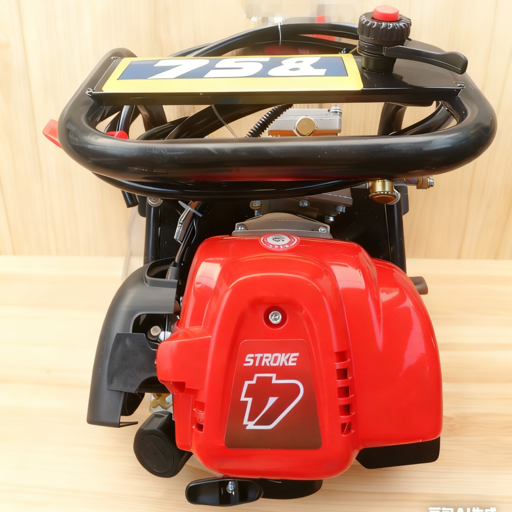 小型高压四冲程打药机：压力嘎嘎猛：可接130米管