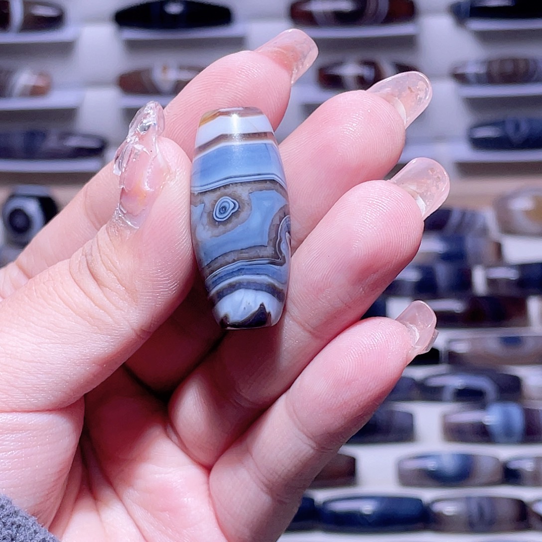 鱼***玛瑙/玉髓未镶嵌颈饰