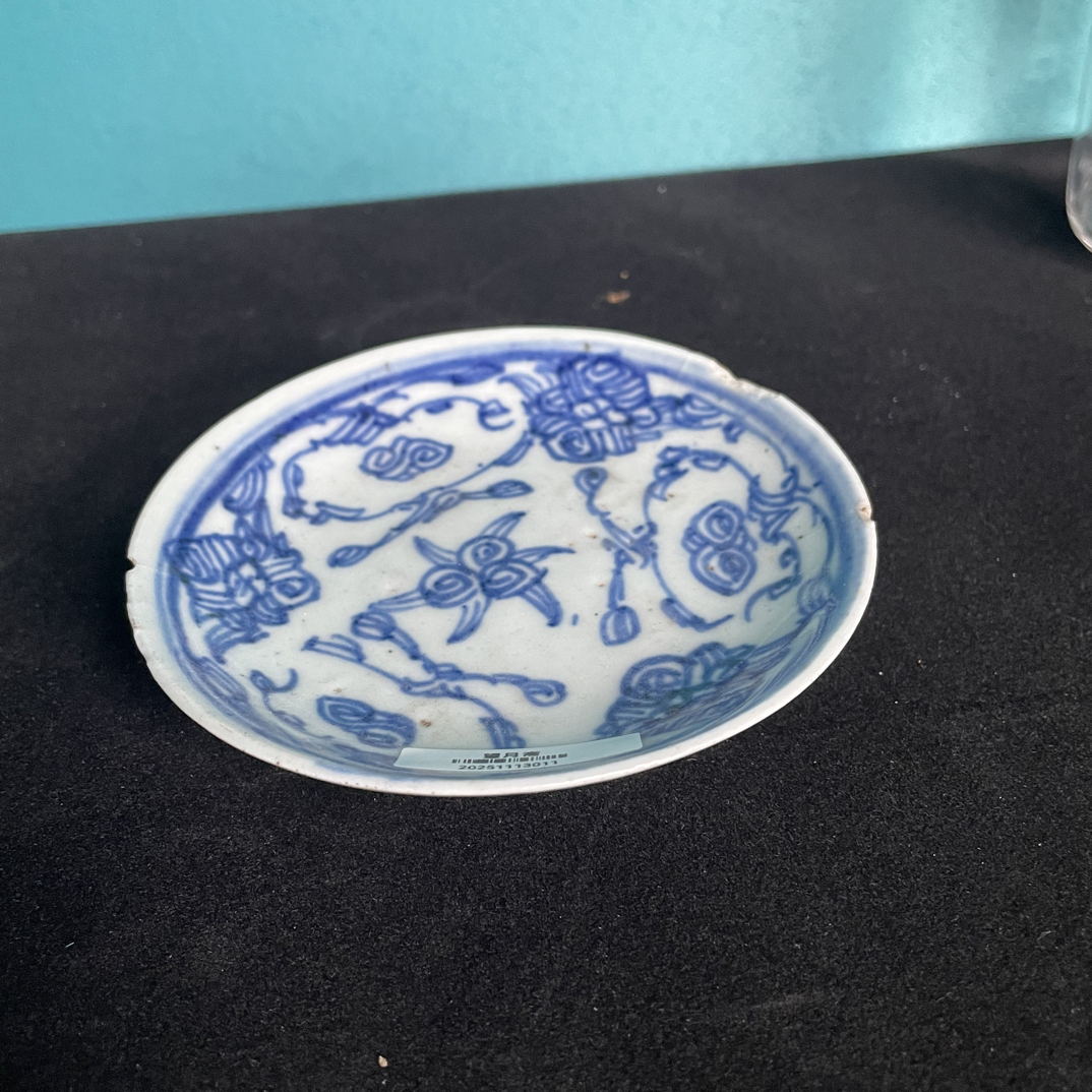 仿古瓷 仿古瓷青花缠枝花卉小碟3011