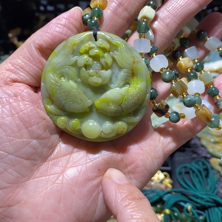 岫玉岫玉吊坠未镶嵌