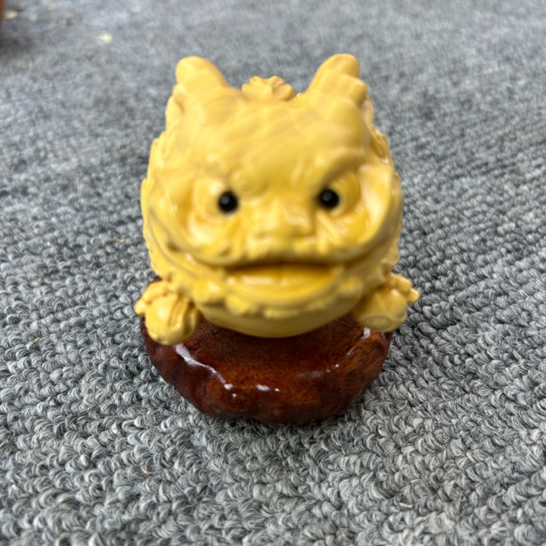 招财飞天貔貅黄杨木雕刻底座可以转行