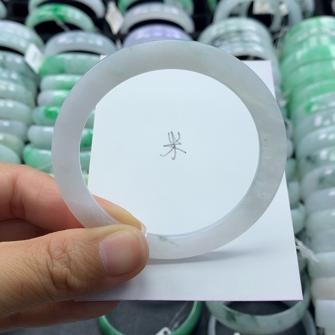 未镶嵌手镯翡翠公主方280