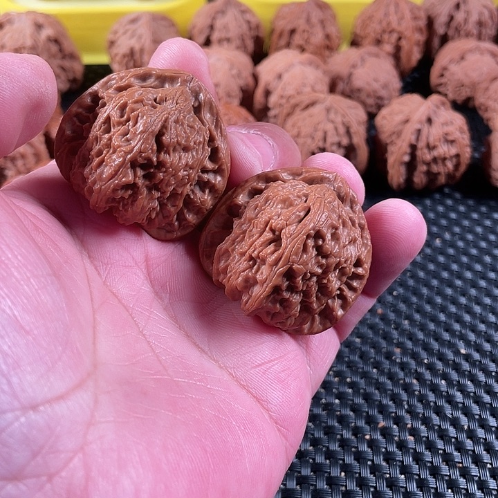 桃核把件三角白40尺