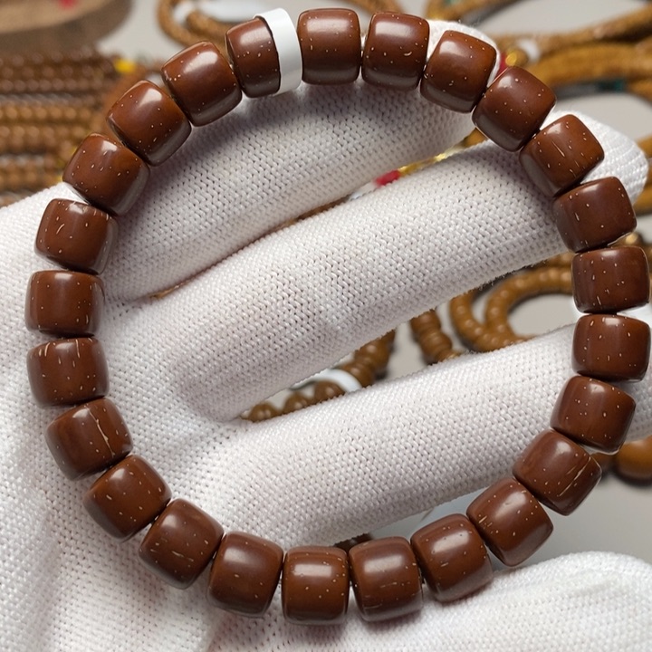 吊坠紫金鼠红皮道珠9.5