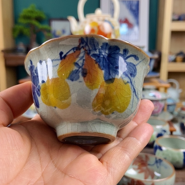 瓷片手工制作工艺精湛等特点为
