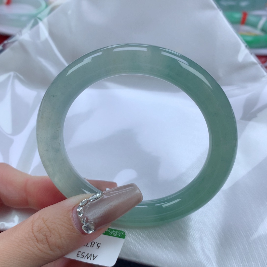 翡翠手镯未镶嵌53.8圆条