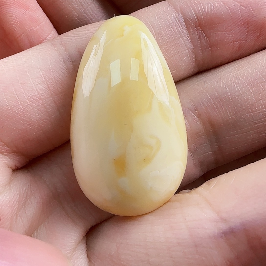 琥珀裸石未镶嵌蜜蜡