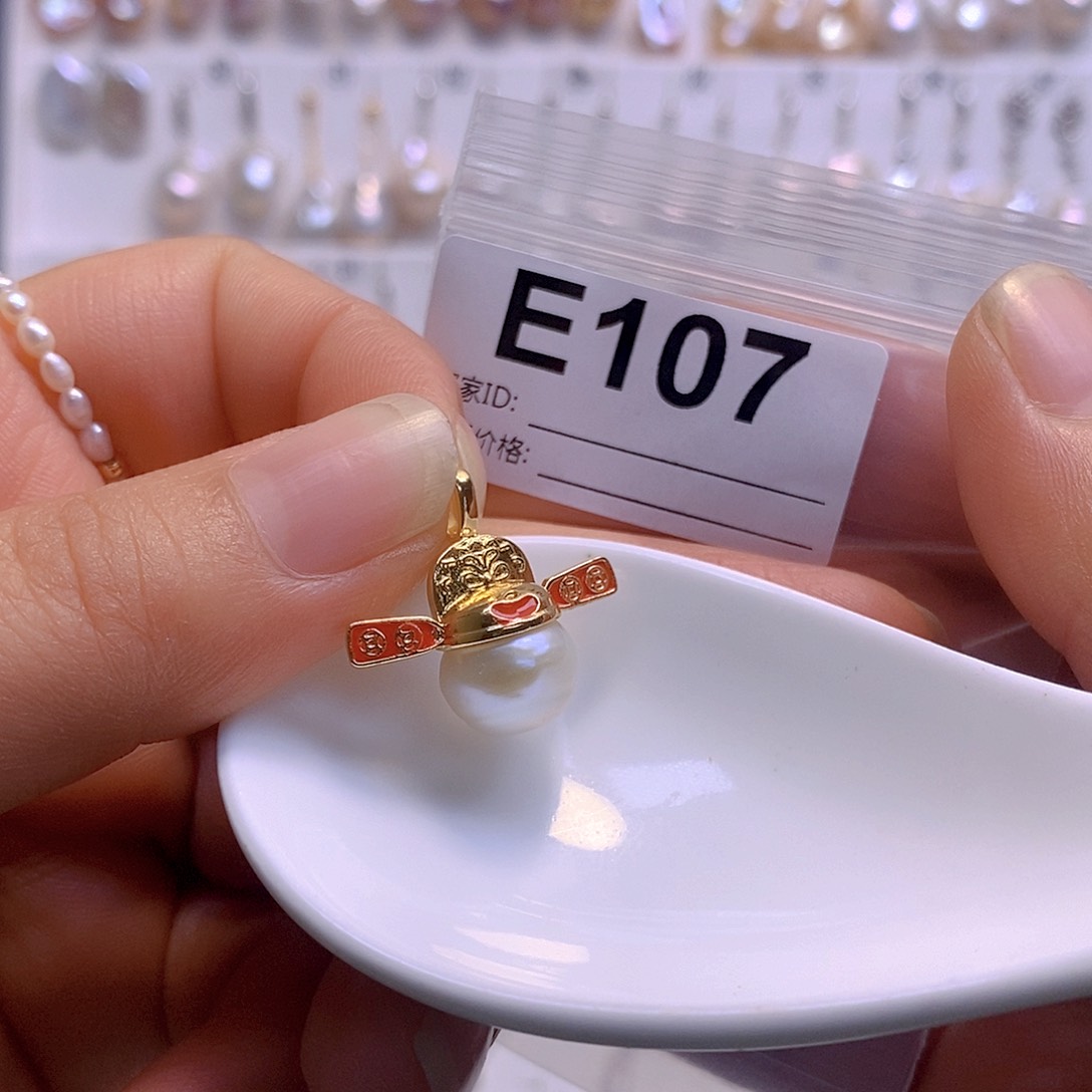 淡水珍珠颈饰合金