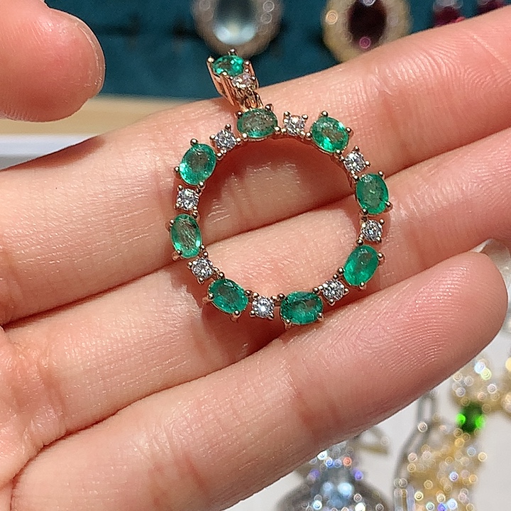 祖母绿颈饰银S925镶嵌