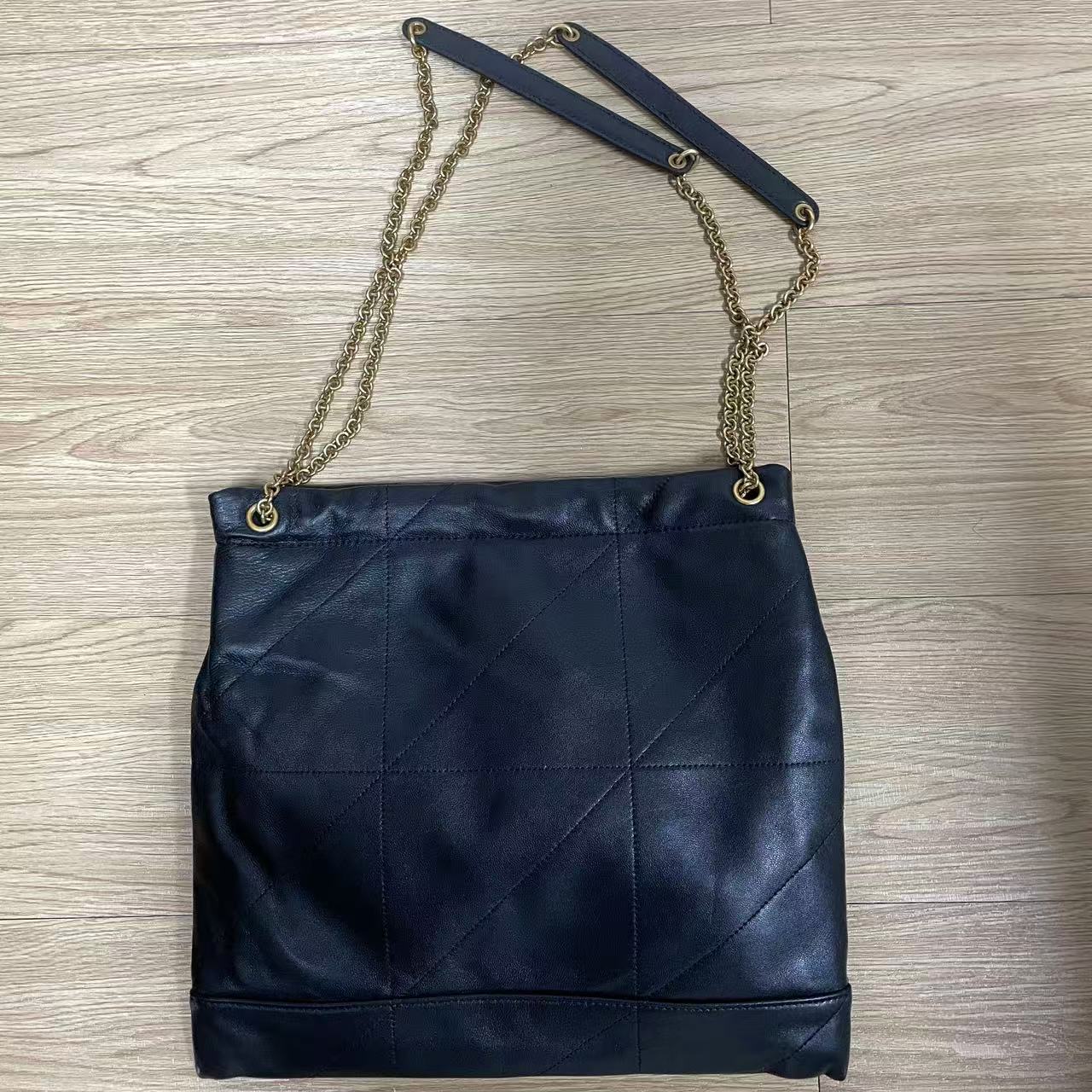 时尚潮流真皮女包中号斜跨手提包包 乐色袋 0376 黑色