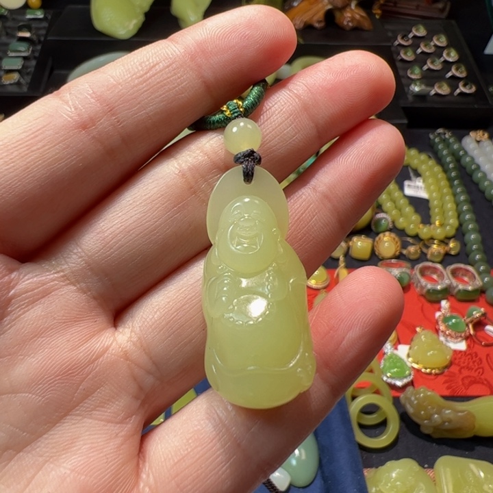 和田玉（黄玉）颈饰未镶嵌