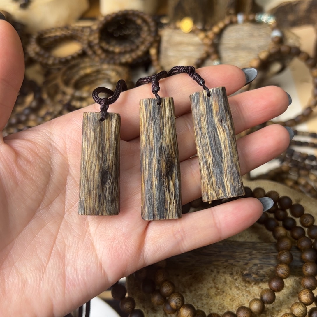 沉香碎屑沉香无事牌多样性发一个