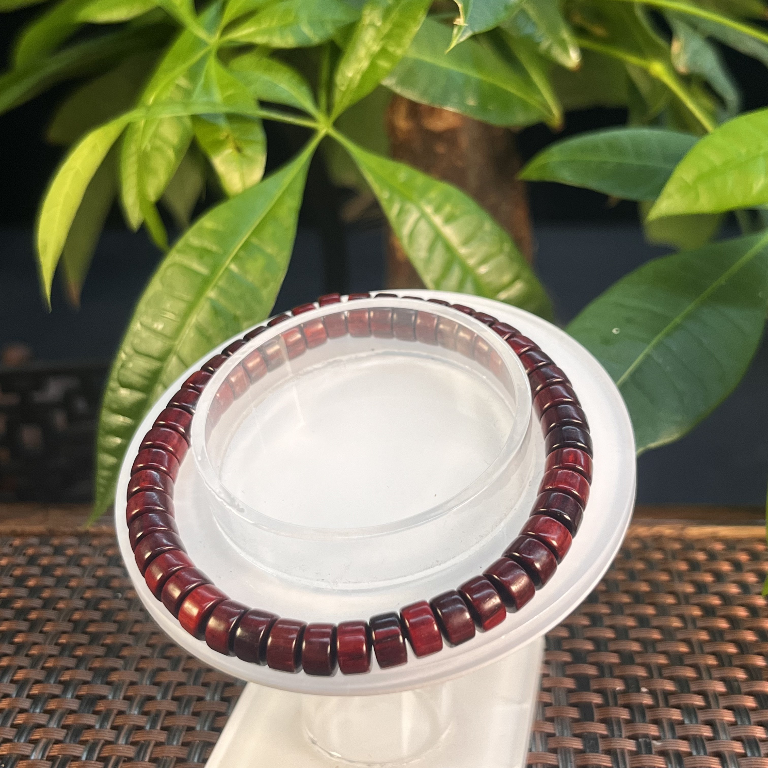 ZYCX-1779 小叶0.7手串配枫叶  约：7mm*46颗