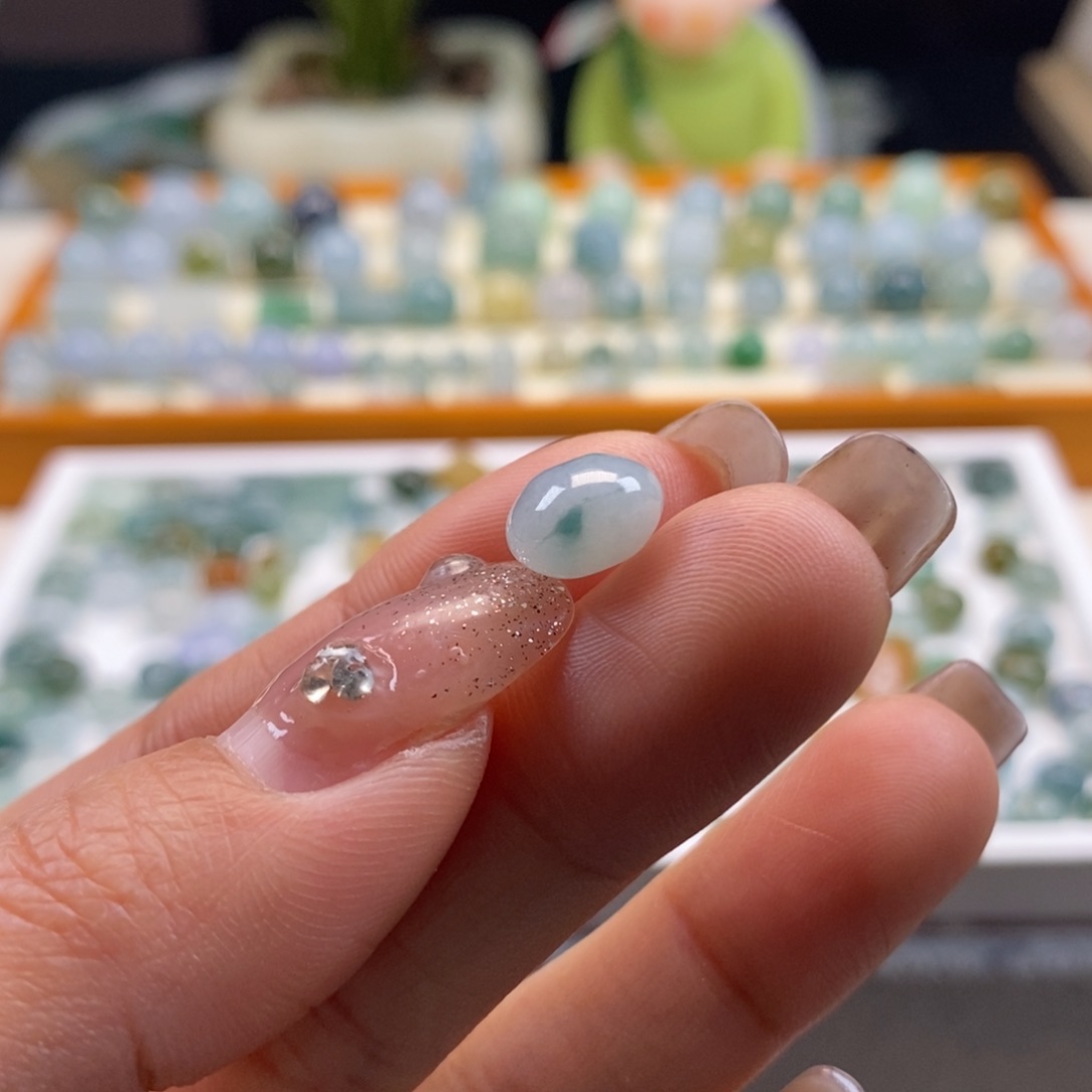 翡翠散珠天然翡翠飘花9.2×6,4