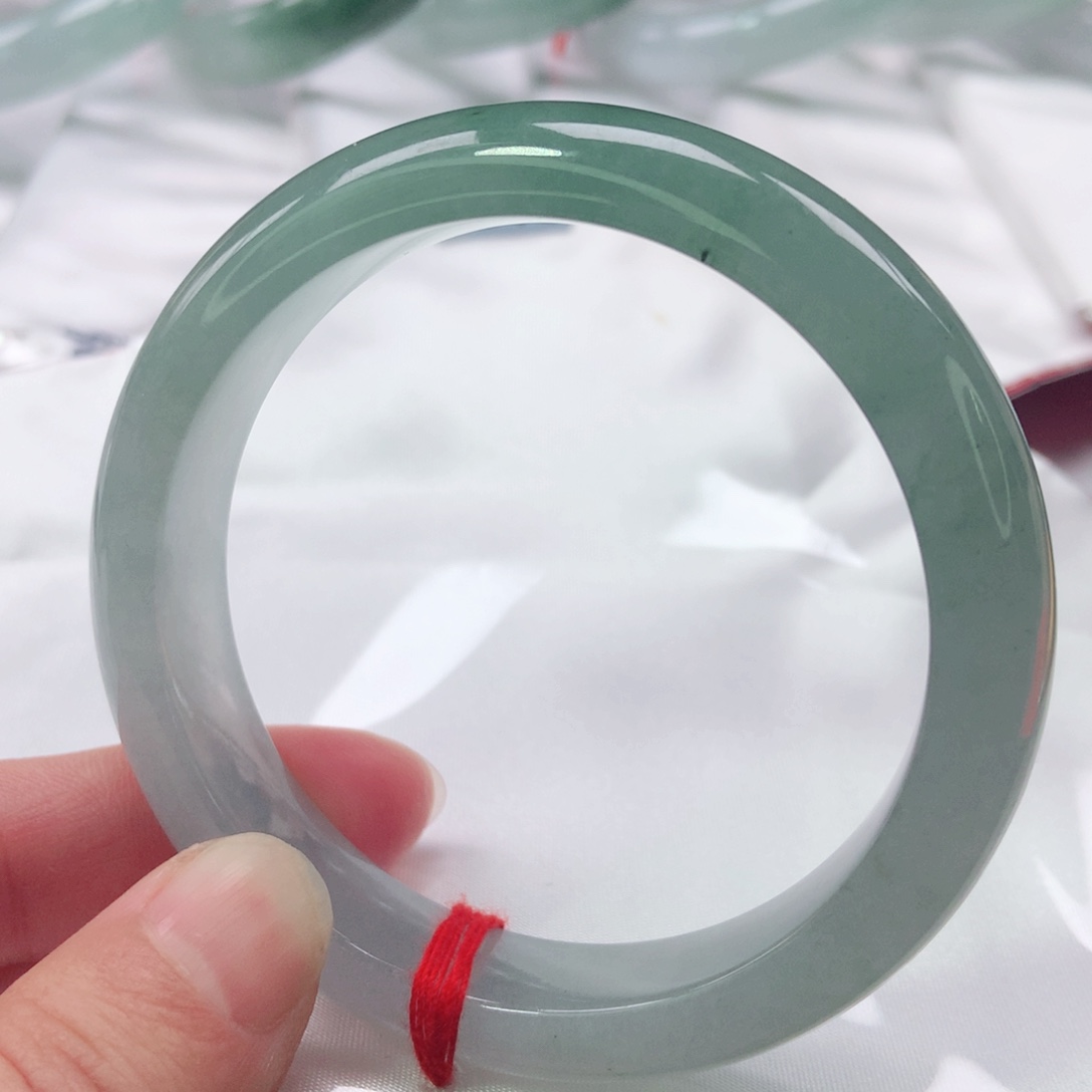 翡翠手镯未镶嵌0818号